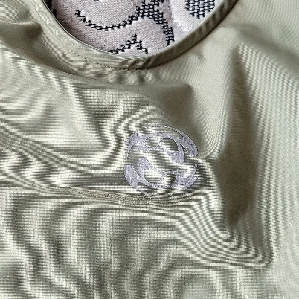 ROMBAUT-Green Gradient Tank Top - Picture 4 of 4